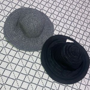 2 packable sun hats